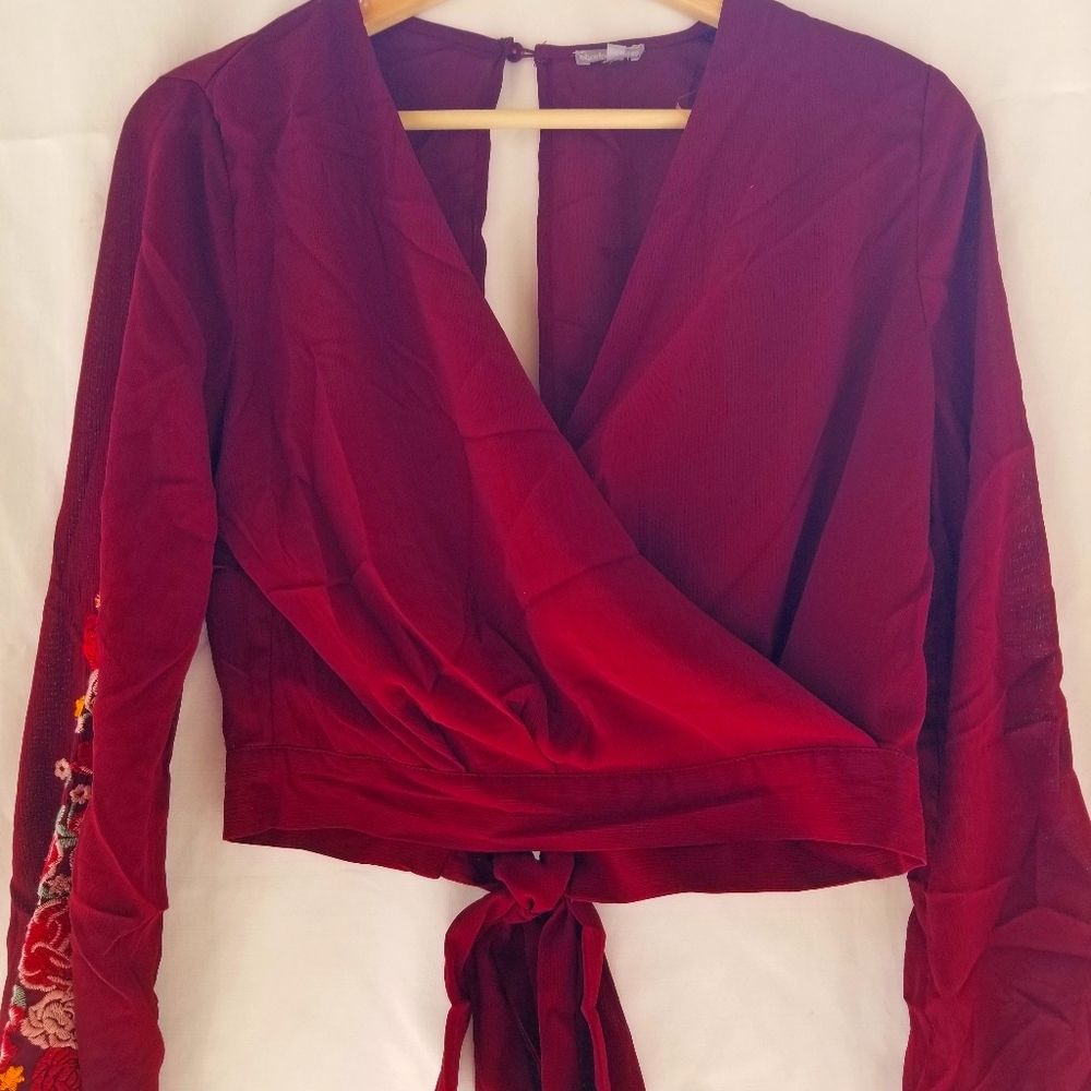 Cropped bell sleeve blouse